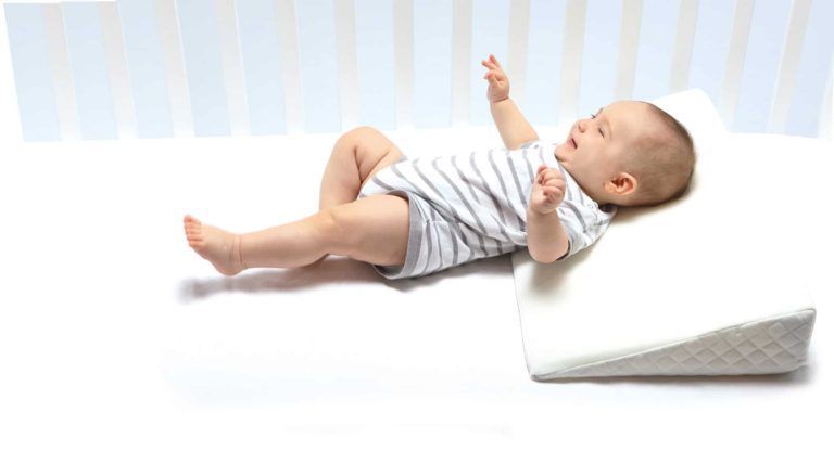 FOTO BABY SLOPED PILLOW